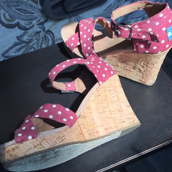 Toms Polka Dot Cork Wedges - Picture 3 of 5